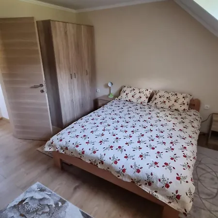 Apartament Jezerski San *