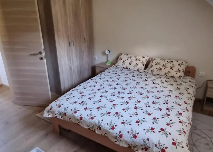 شقة Jezerski San *